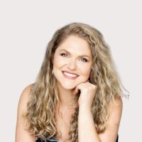 xr:d:DAGCQolNZ60:18,j:7953781882141567975,t:24041511